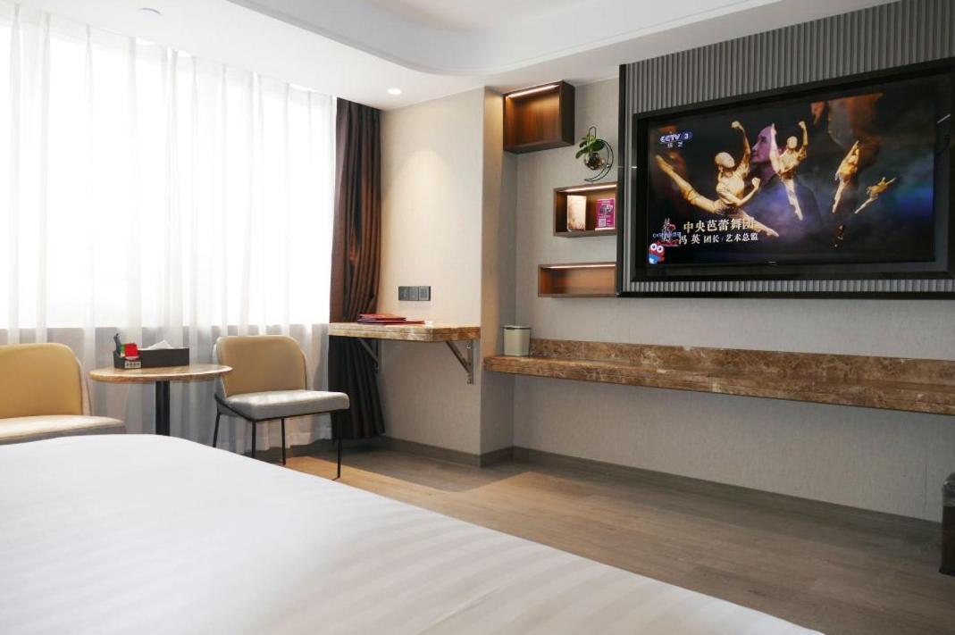 Jinan Yuquan Simpson Hotel Eksteriør billede